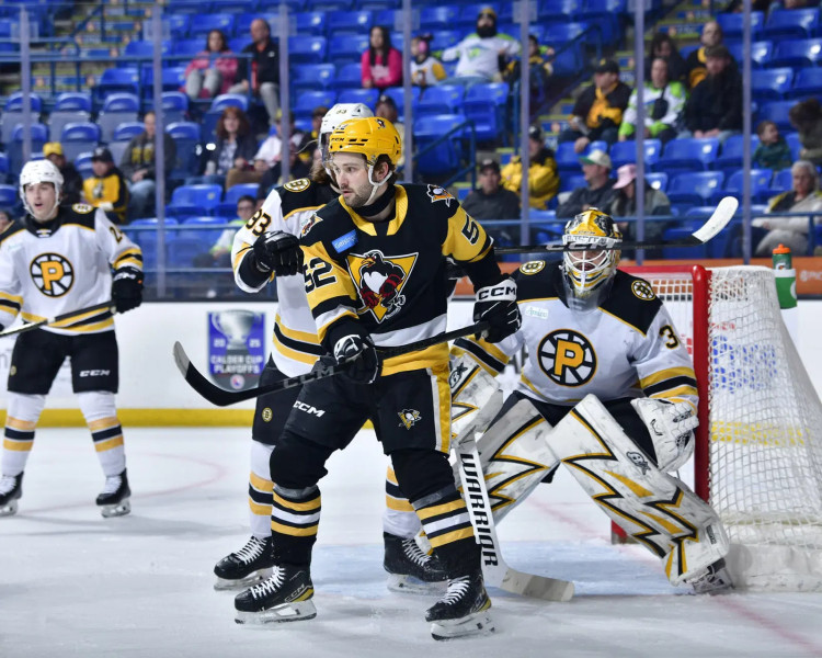 Flyers Standings Amid Playoff Push: Bruins, Penguins Race Close