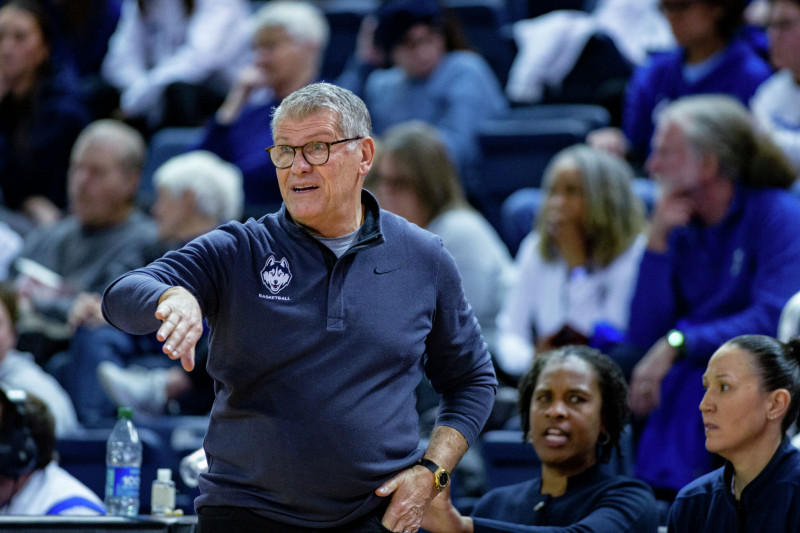 Geno Auriemma Apologizes: The Fallout and Impact on UConn Women’s Basketball