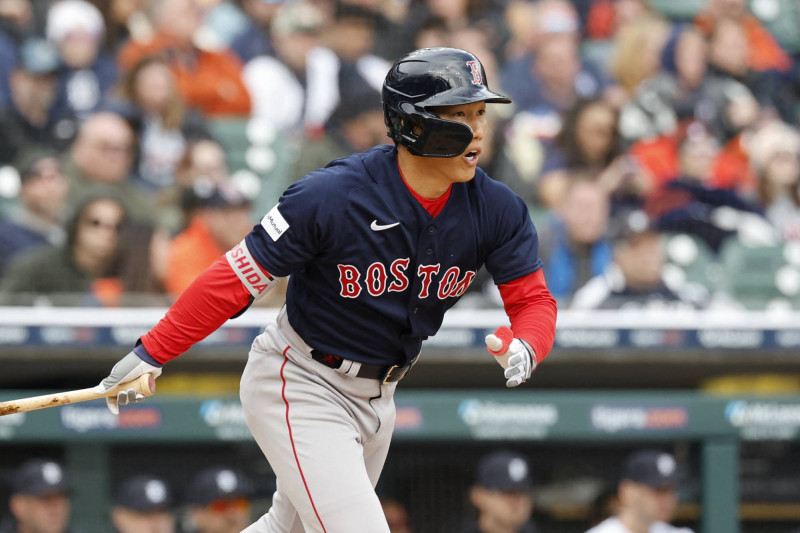 Mastaka Yoshida's Pinch Hit Sends Fenway into Frenzy