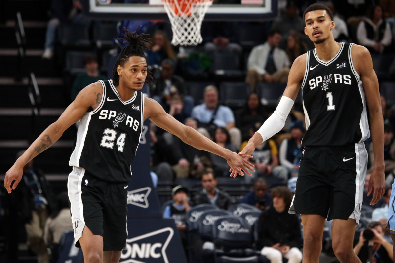 Spurs Game Tonight: A Thrilling Showdown with the Warriors