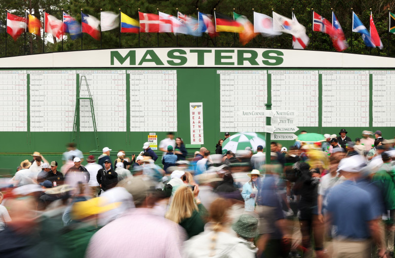 In the heat of the 2026 Masters, the battle at Augusta National heats up