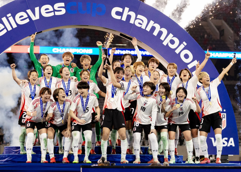 USWNT Starts 3-Match Series with Japan