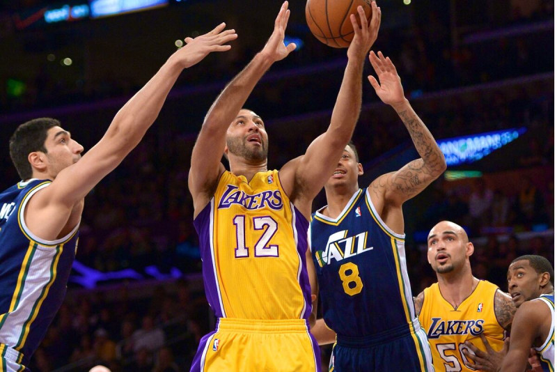 Where to Watch Utah Jazz vs Lakers: Your Ultimate Guide